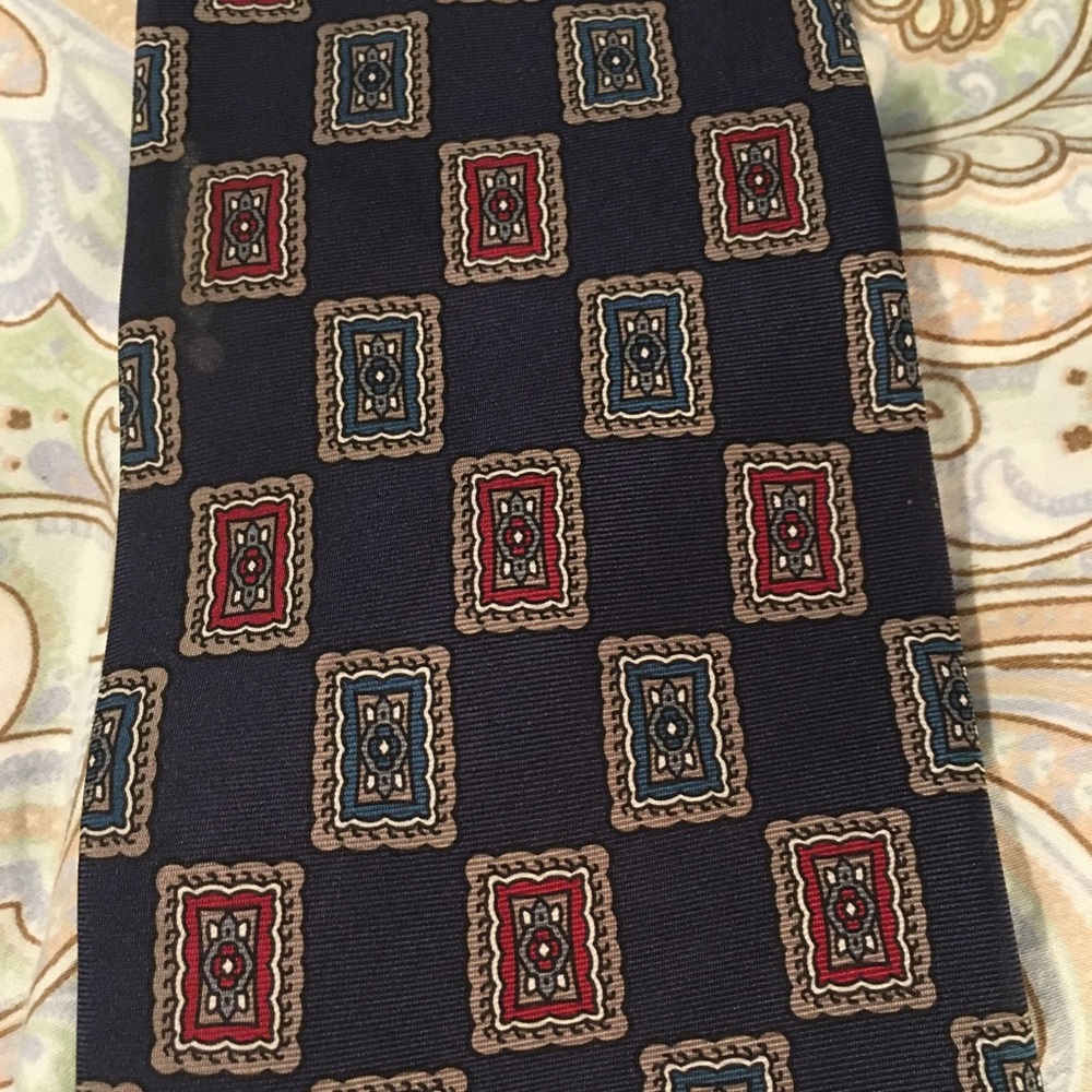 Tie - Picture 3 of 3